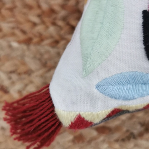 Ikea Rodarv Lumbar Pillow Folklore Swedish Tassels Embroidered Home Decor 26x16 - Picture 4 of 6